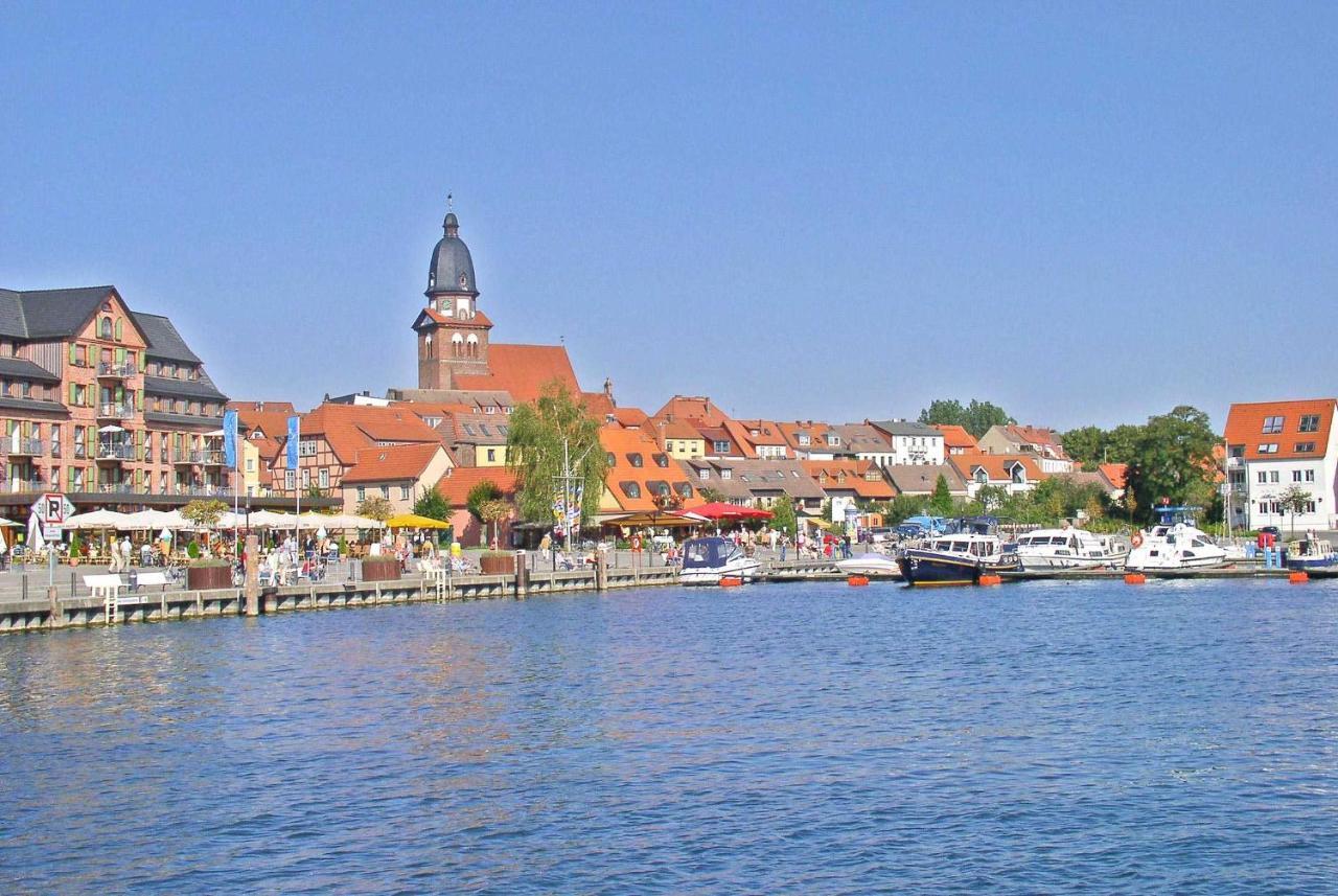 Ferienwohnung Waren See 5671 エクステリア 写真